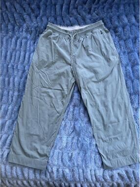 Athleta Women's Green and Khaki Trousers